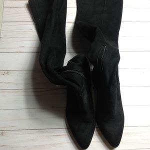 Steve Madden Pointed toe zip up pleather boots